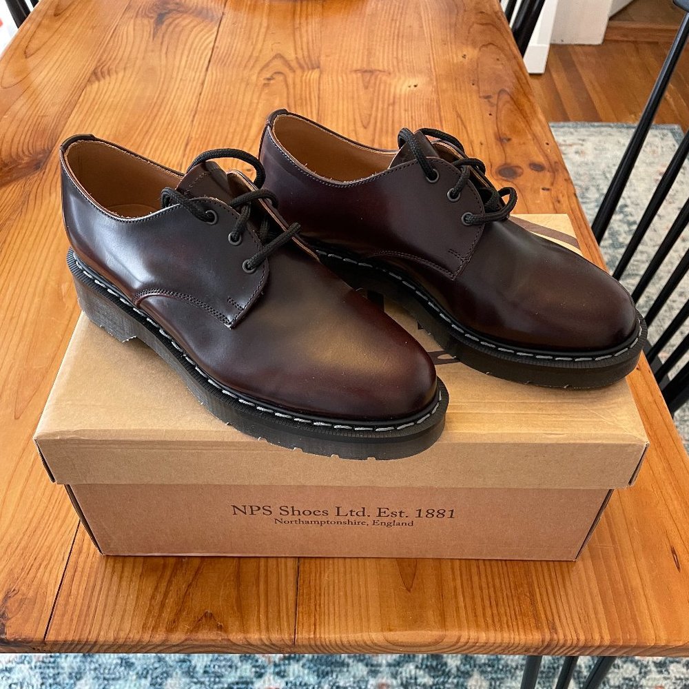 Solovair - Burgundy Rub-Off Gibson Shoe - UK 5 / US 6 (NWT)